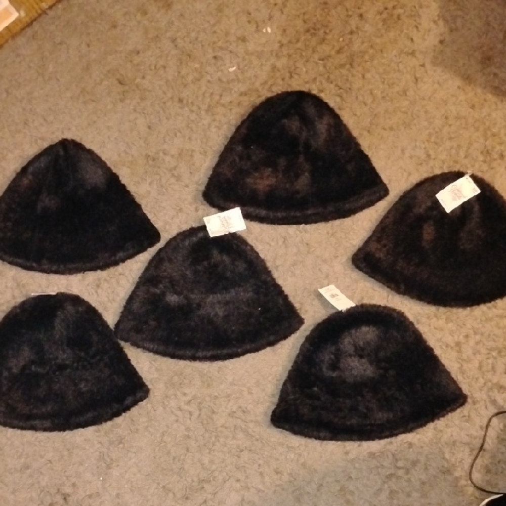 Black Fuzzy Beanie Hat